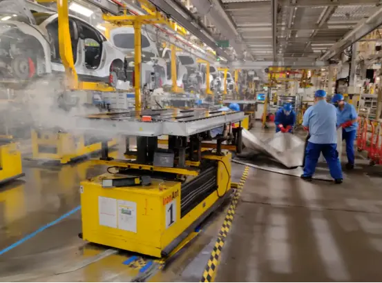 New Anti - Slip Insulated Gloves Launched for New Energy Vehicle Industry